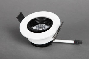 vit led spotlight inomhus